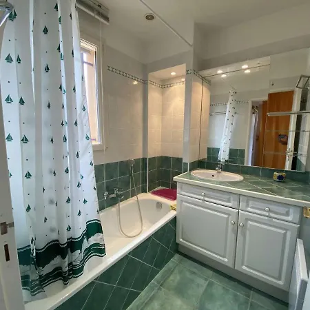 Hébergement de vacances Maison Sainte-maxime, 4 Pièces, 6 Personnes - Fr-1-226-311 Sainte-Maxime